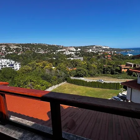 Belle's Luxe Apartamento Balchik