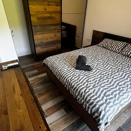 Belle's Luxe Apartment *